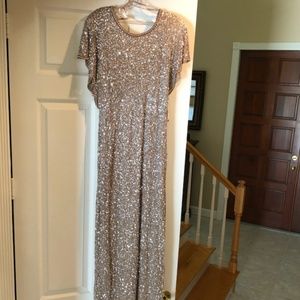 Adrianna Papell floor length gown in gold